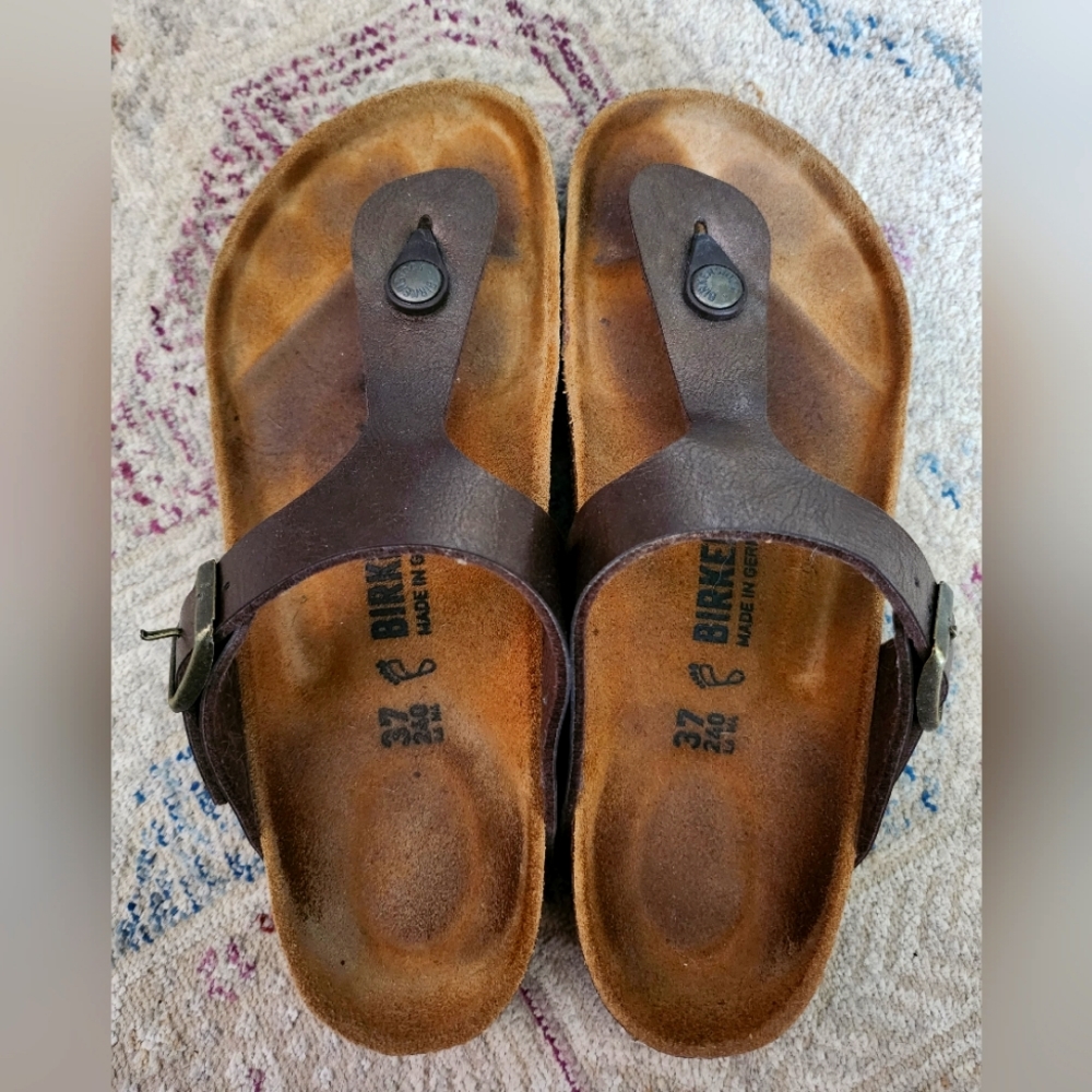 Birkenstock Gizeh Size 37